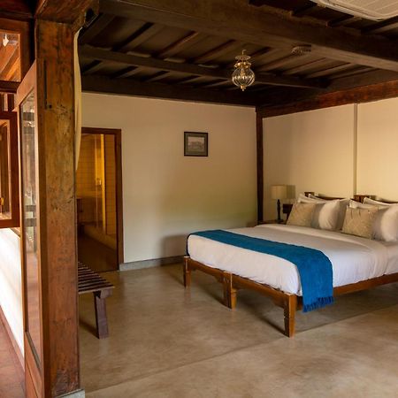 Sawantwadi Palace Boutique Art Hotel Ngoại thất bức ảnh