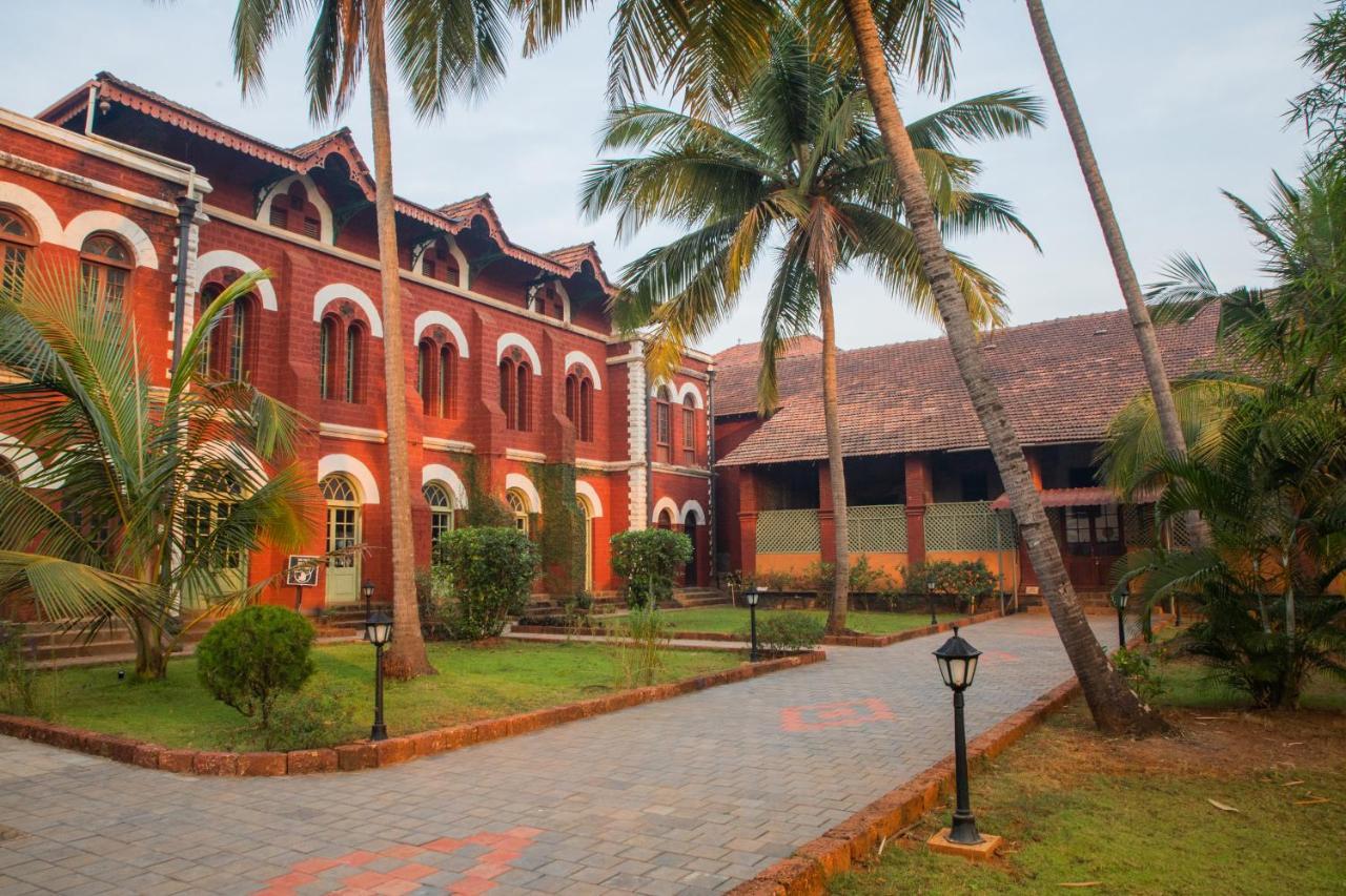 Sawantwadi Palace Boutique Art Hotel Ngoại thất bức ảnh