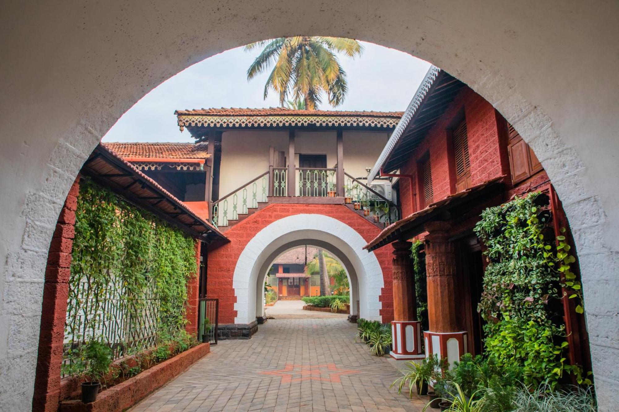 Sawantwadi Palace Boutique Art Hotel Ngoại thất bức ảnh