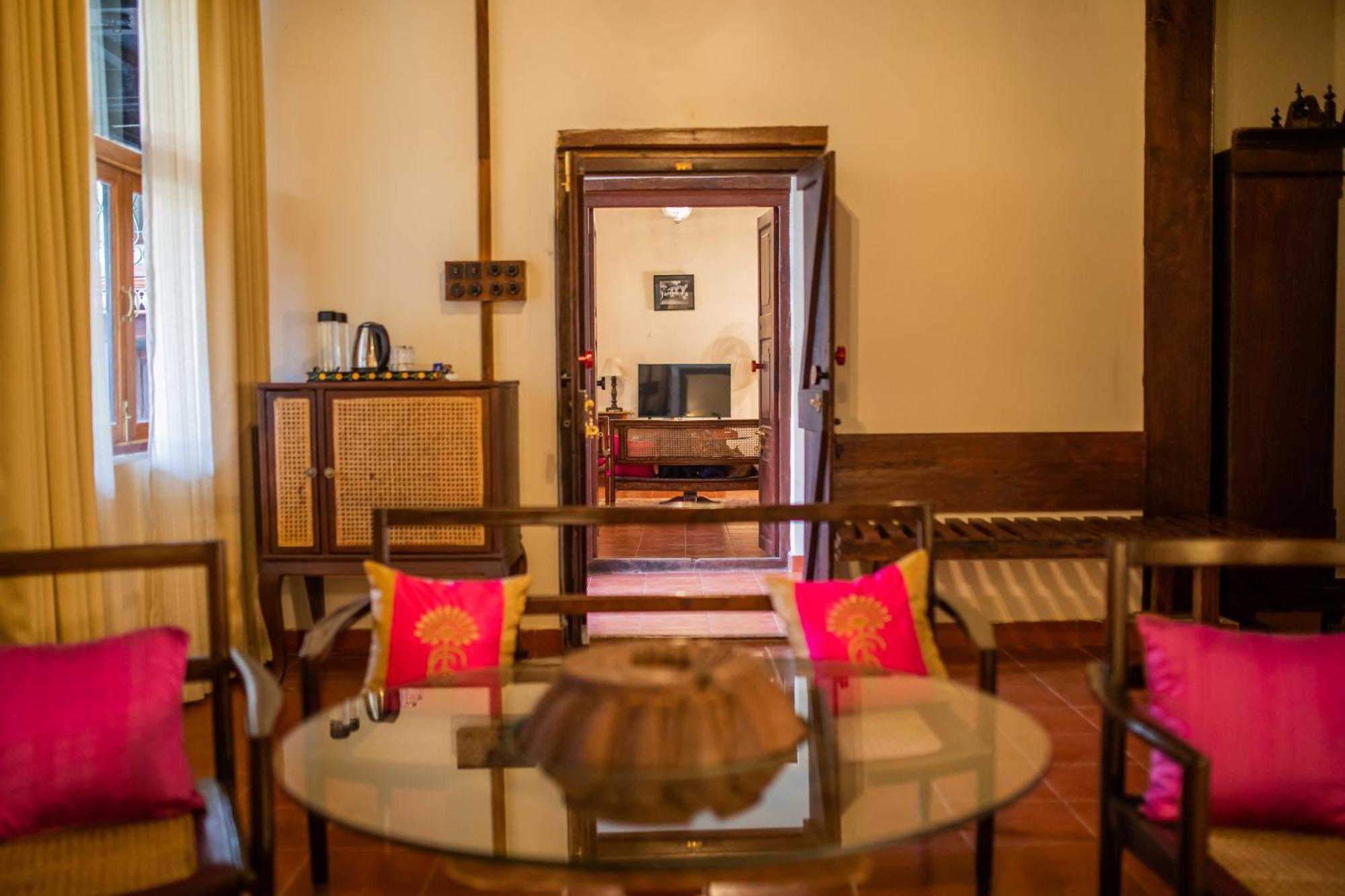 Sawantwadi Palace Boutique Art Hotel Ngoại thất bức ảnh