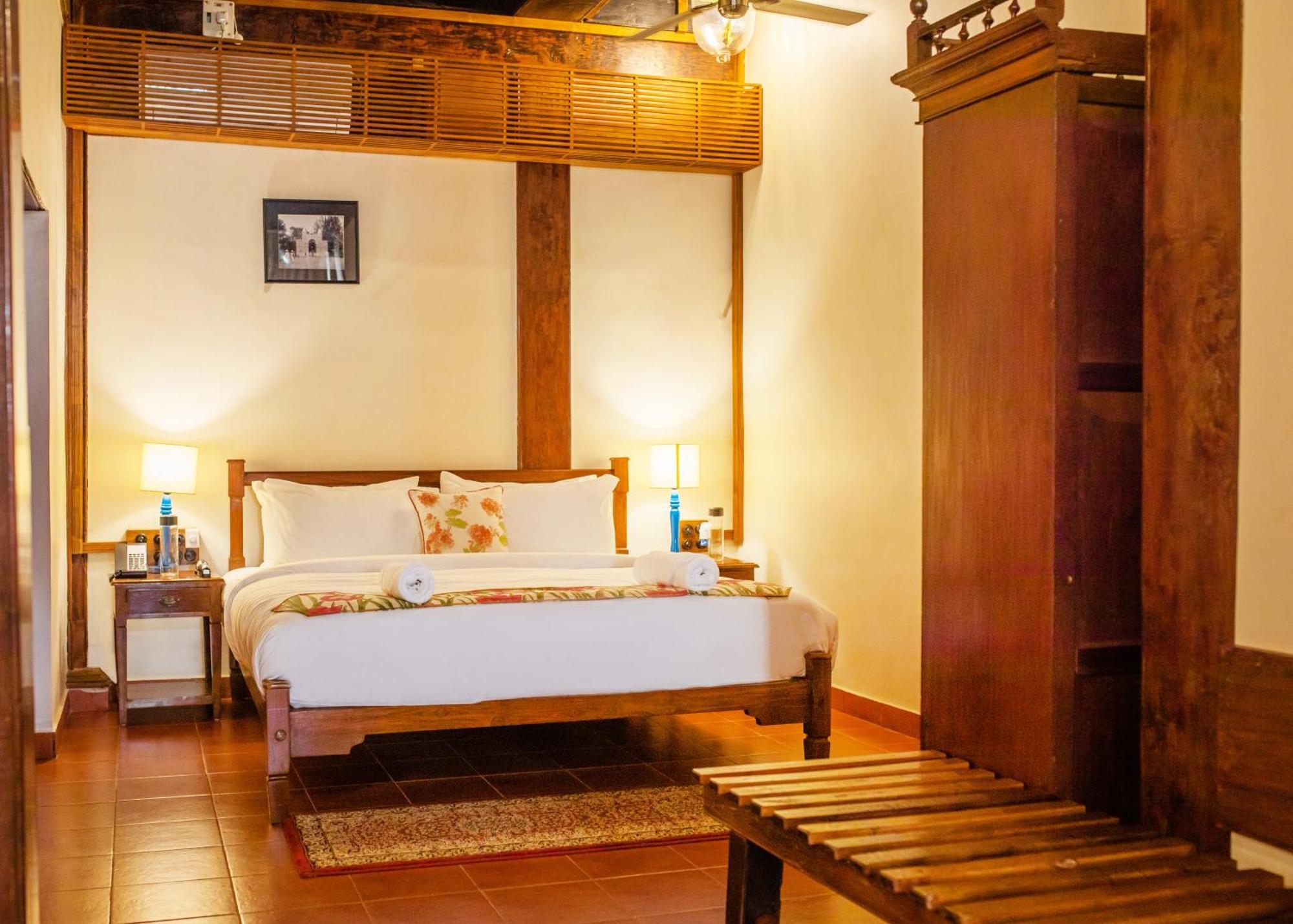 Sawantwadi Palace Boutique Art Hotel Ngoại thất bức ảnh